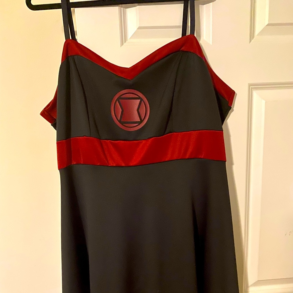 Torrid Black Widow 5x dress by Her Universe NWOT